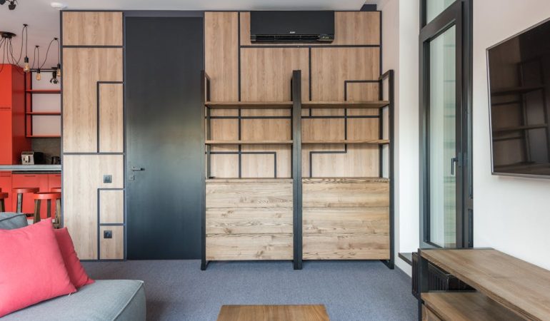 Pasywna klimatyzacja w meblach: panele i fronty z materiałami PCM, które chłodzą dom bez hałasu